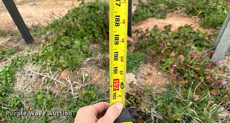 image for item LK9715 Grain bin