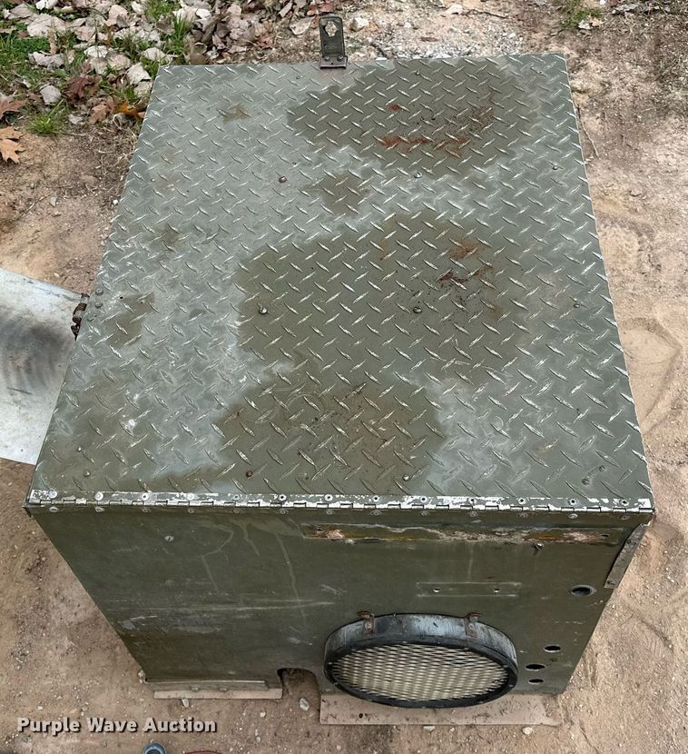 image for item LK9716 (2) Smith-Root electro fishers