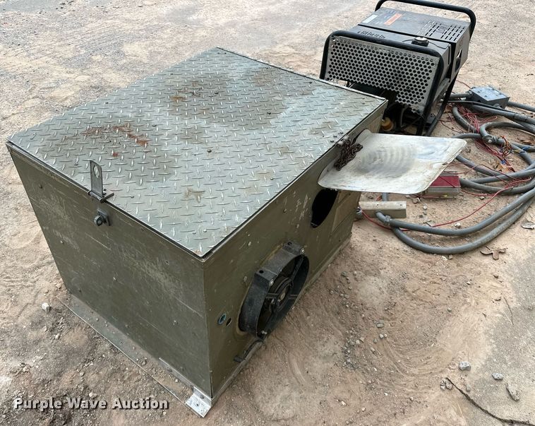 image for item LK9716 (2) Smith-Root electro fishers