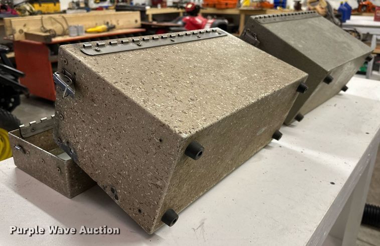 image for item LK9716 (2) Smith-Root electro fishers