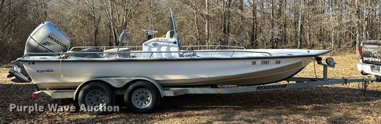 image for item LK9726 2007 Blue Wave  220 Deluxe boat