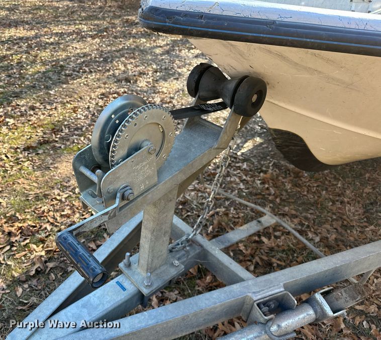 image for item LK9726 2007 Blue Wave  220 Deluxe boat