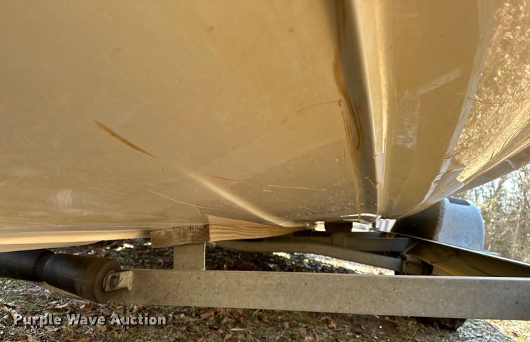 image for item LK9726 2007 Blue Wave  220 Deluxe boat