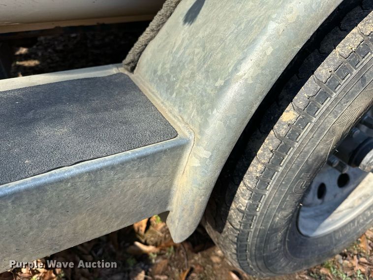 image for item LK9726 2007 Blue Wave  220 Deluxe boat