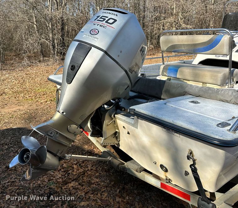 image for item LK9726 2007 Blue Wave  220 Deluxe boat