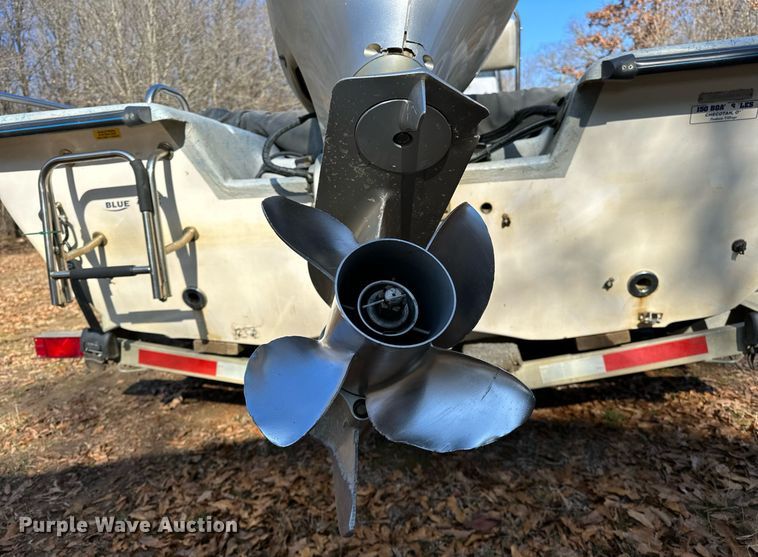 image for item LK9726 2007 Blue Wave  220 Deluxe boat