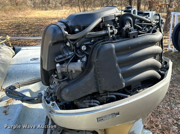 image for item LK9726 2007 Blue Wave  220 Deluxe boat