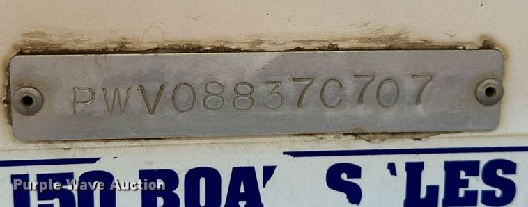 image for item LK9726 2007 Blue Wave  220 Deluxe boat