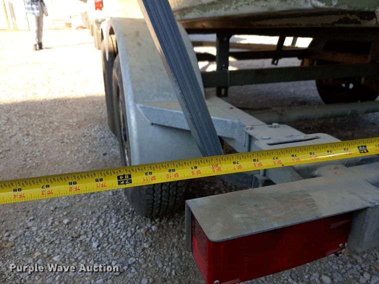 image for item LY9006 1986 Duracraft 1660  boat