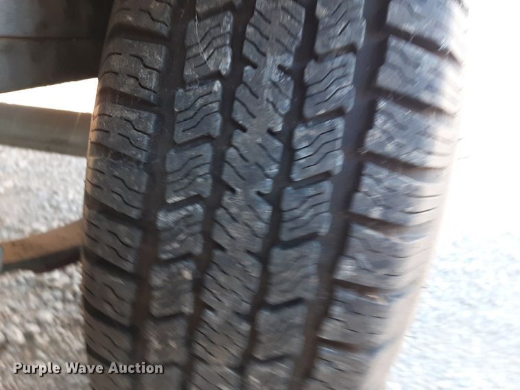 image for item LY9006 1986 Duracraft 1660  boat