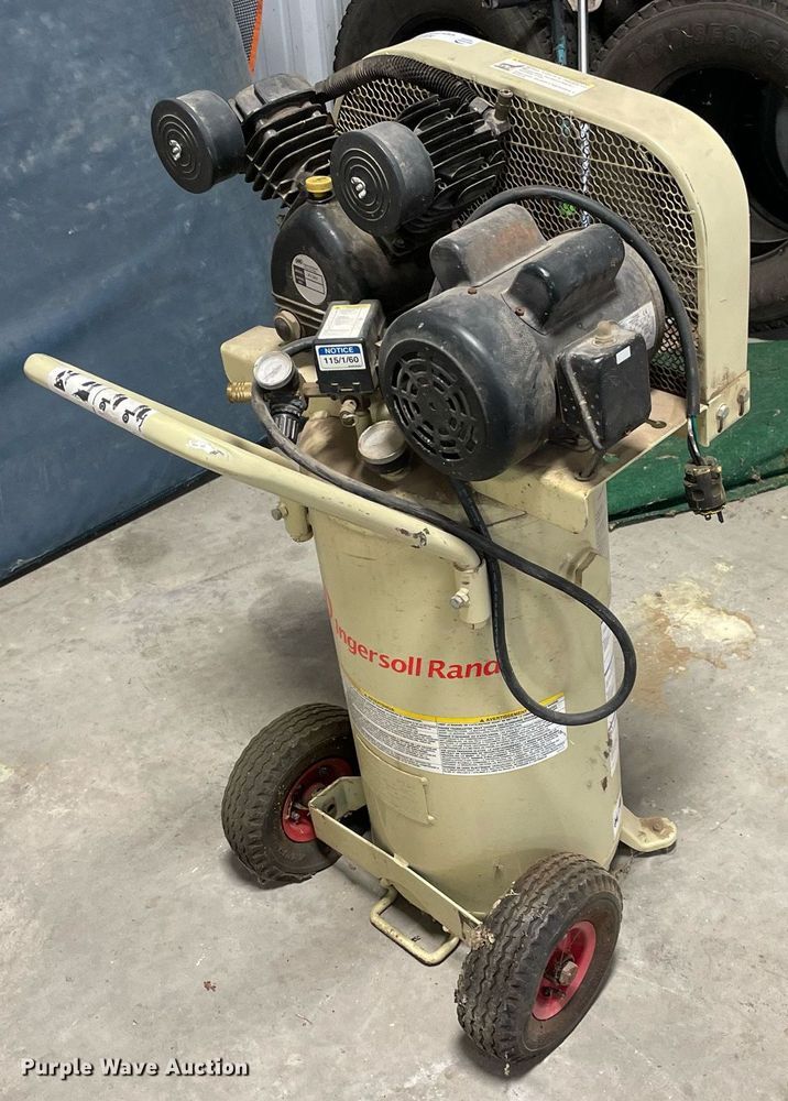 Ingersoll Rand P1.5IUA9 air compressor in Burneyville, OK Item