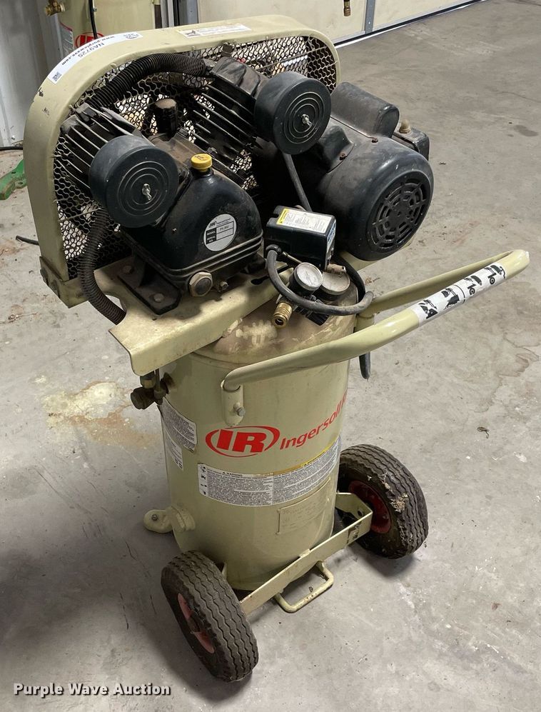 Ingersoll Rand P1.5IUA9 air compressor in Burneyville, OK Item
