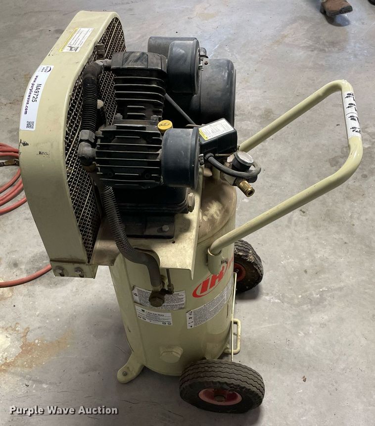 Ingersoll Rand P1.5IUA9 air compressor in Burneyville, OK Item