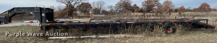 image for item NA9727 1999 Rocking Chair  equipment trailer