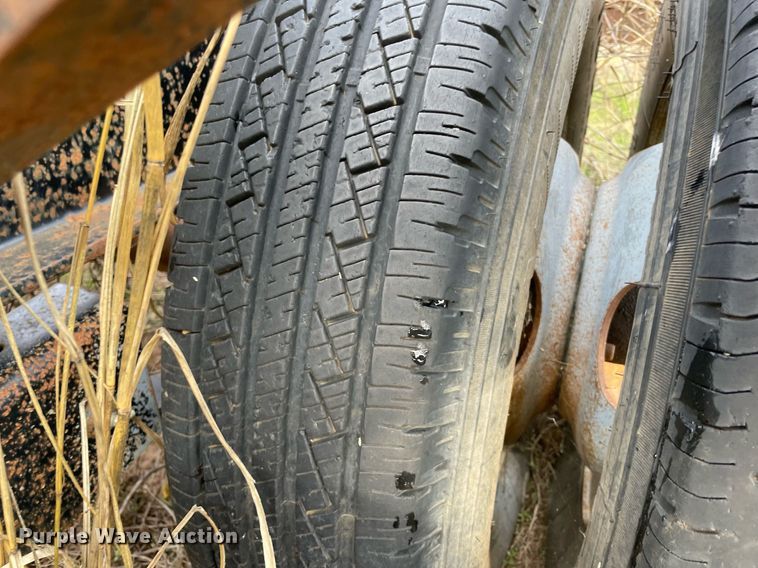 image for item NA9727 1999 Rocking Chair  equipment trailer