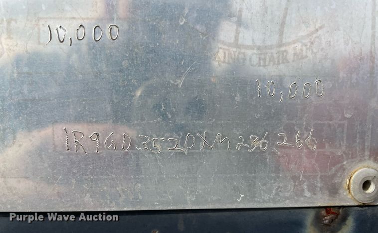 image for item NA9727 1999 Rocking Chair  equipment trailer