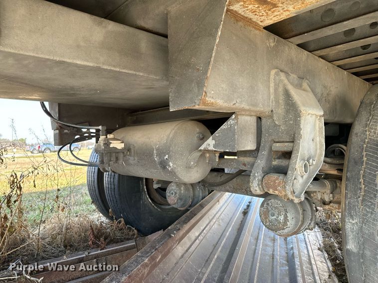 image for item OD9912 1996 Great Dane 7211Z-1B 28  dry van trailer