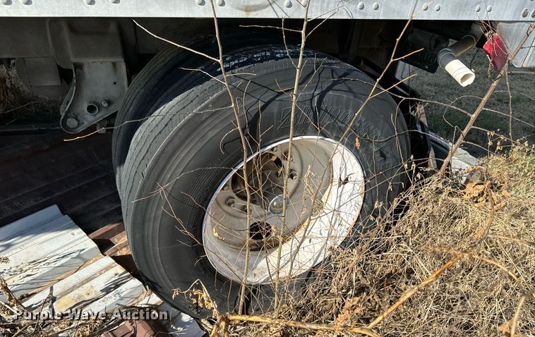 image for item OD9912 1996 Great Dane 7211Z-1B 28  dry van trailer