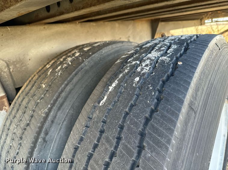 image for item OD9912 1996 Great Dane 7211Z-1B 28  dry van trailer