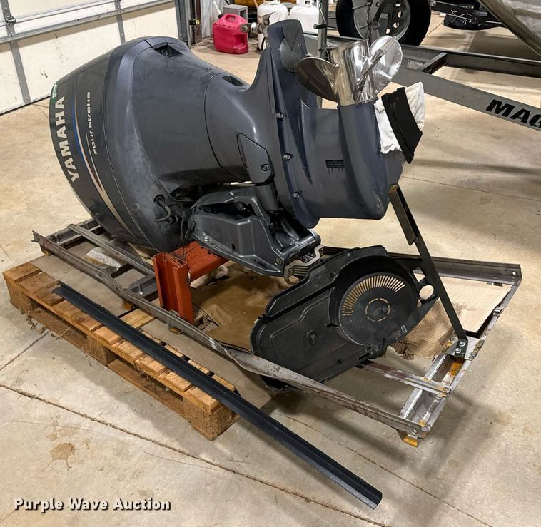 image for item OD9920 2006 Yamaha F150TLR  boat engine