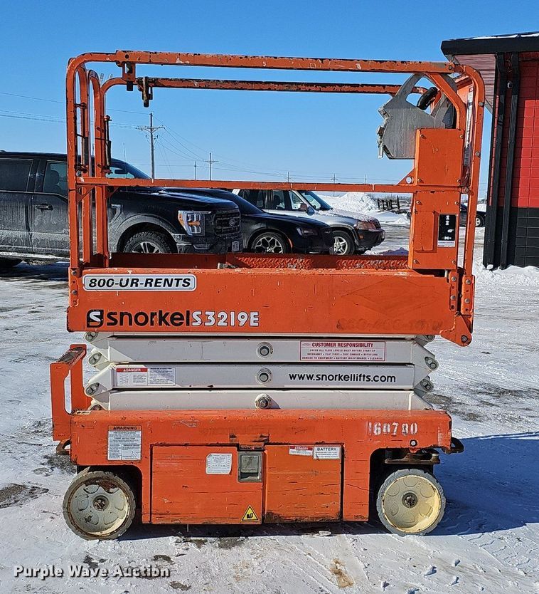 image for item DK0498 2015 Snorkel S3219E  scissor lift