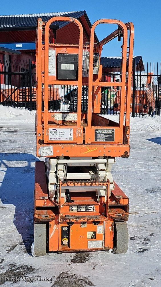 image for item DK0498 2015 Snorkel S3219E  scissor lift