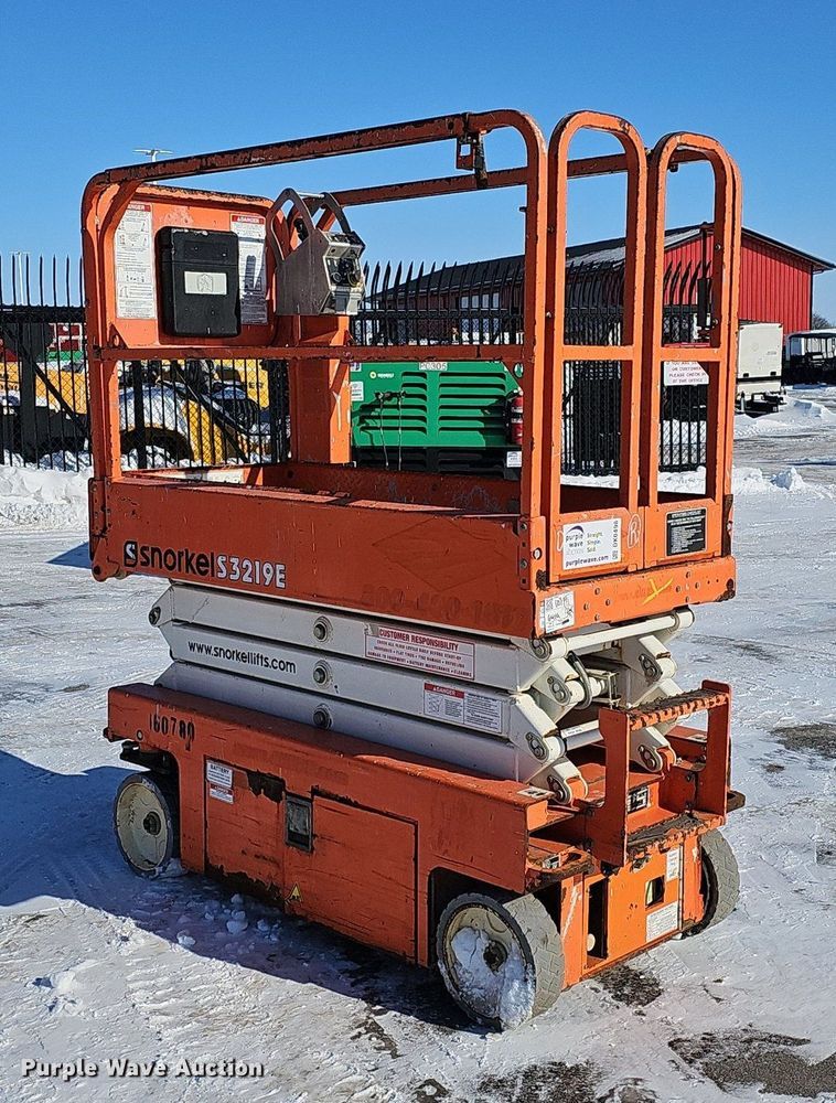image for item DK0498 2015 Snorkel S3219E  scissor lift