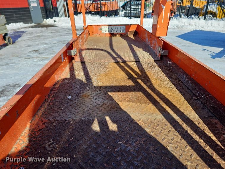 image for item DK0498 2015 Snorkel S3219E  scissor lift