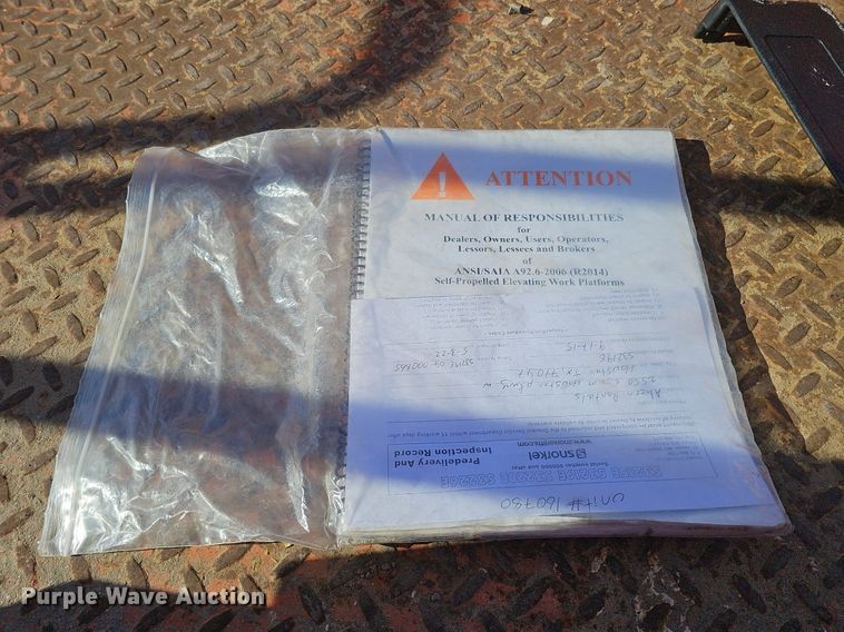 image for item DK0498 2015 Snorkel S3219E  scissor lift