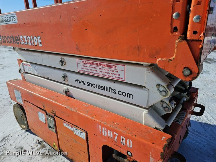 image for item DK0498 2015 Snorkel S3219E  scissor lift