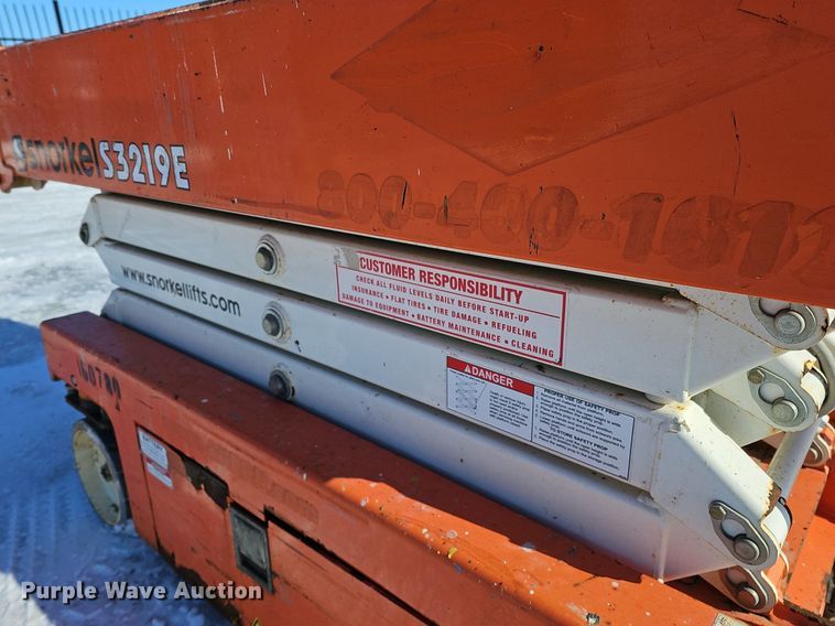 image for item DK0498 2015 Snorkel S3219E  scissor lift