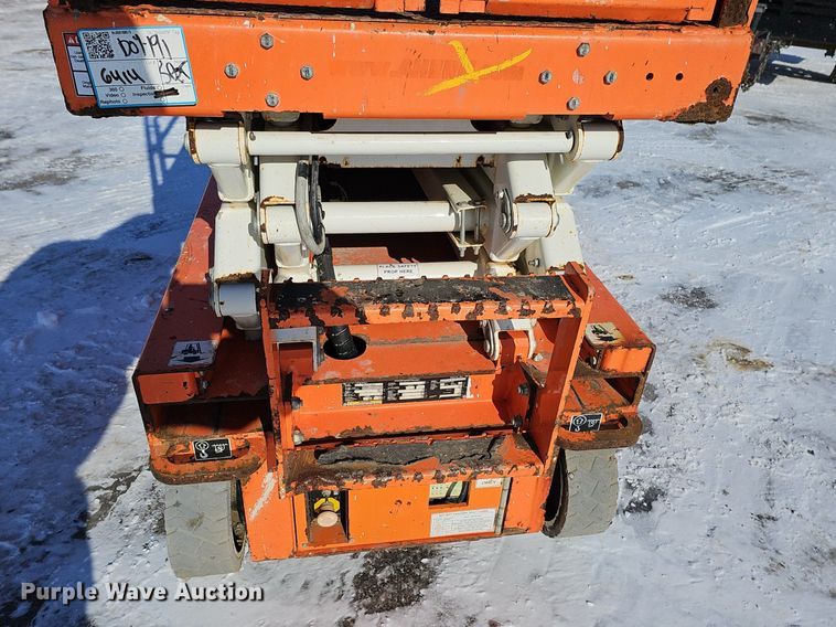 image for item DK0498 2015 Snorkel S3219E  scissor lift
