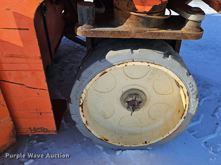 image for item DK0498 2015 Snorkel S3219E  scissor lift