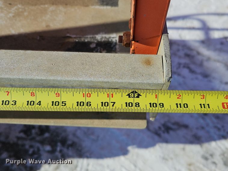 image for item DK0499 2012 JLG 1930ES  scissor lift