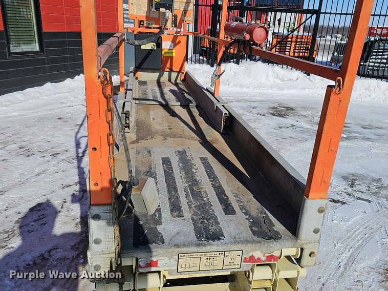 image for item DK0499 2012 JLG 1930ES  scissor lift