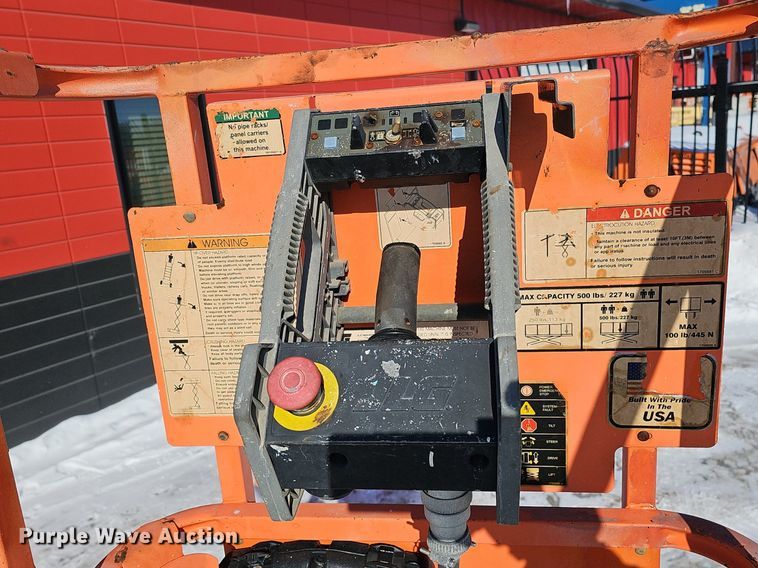 image for item DK0499 2012 JLG 1930ES  scissor lift