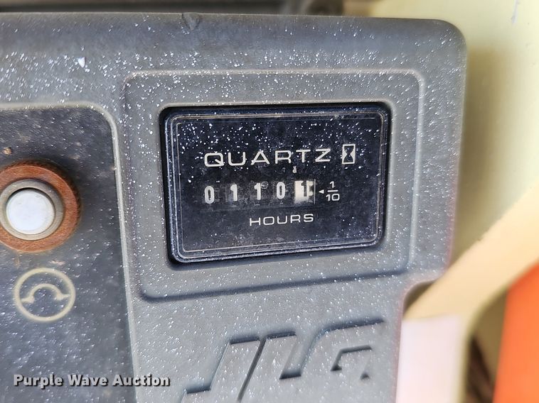 image for item DK0499 2012 JLG 1930ES  scissor lift