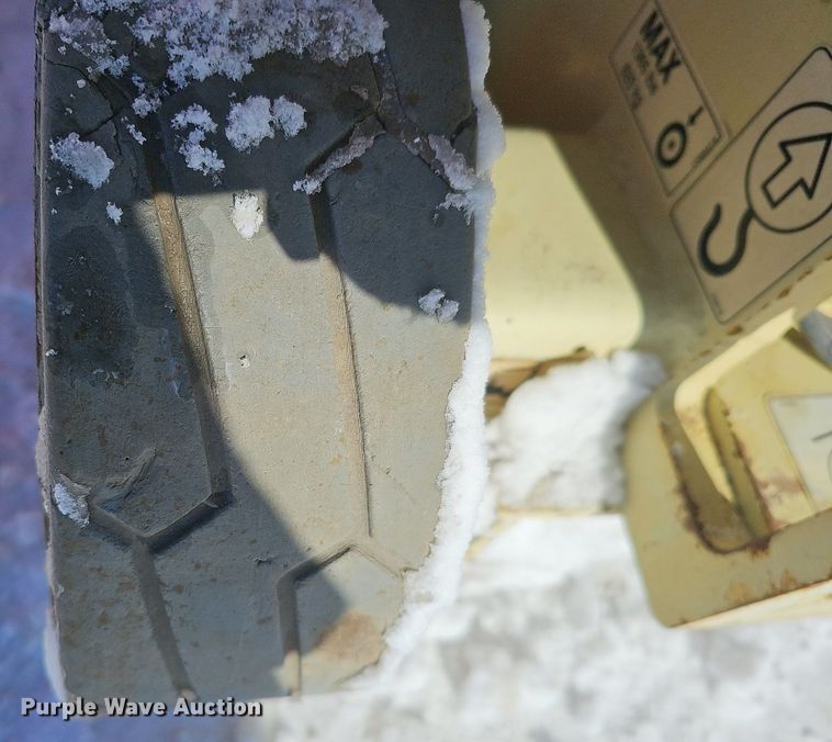 image for item DK0499 2012 JLG 1930ES  scissor lift