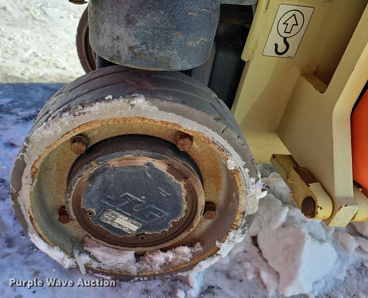 image for item DK0499 2012 JLG 1930ES  scissor lift