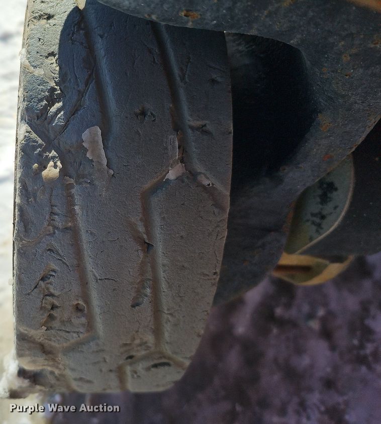 image for item DK0499 2012 JLG 1930ES  scissor lift