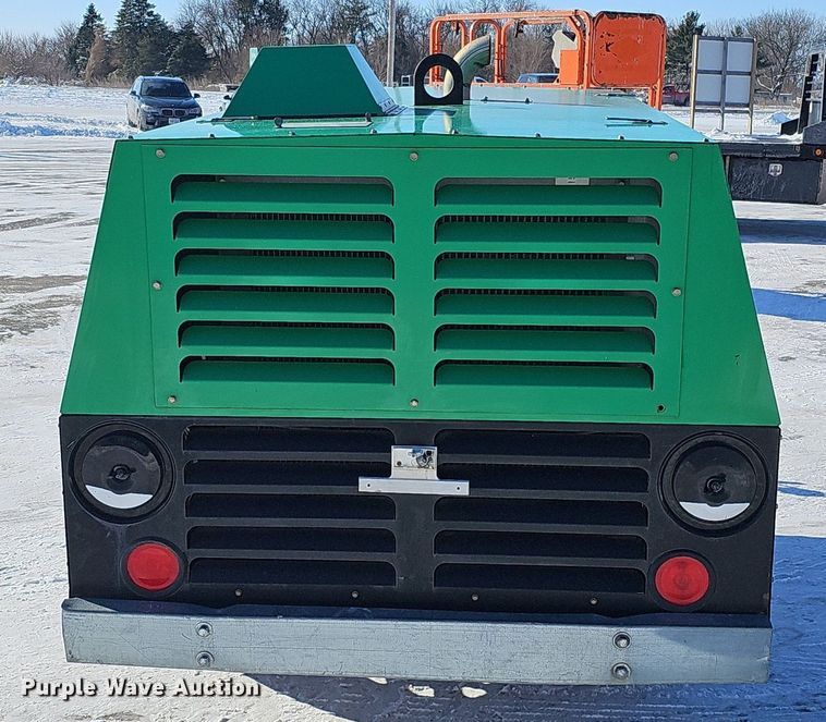 image for item DK0500 2014 Sullivan Palatek D185PDZSB  air compressor