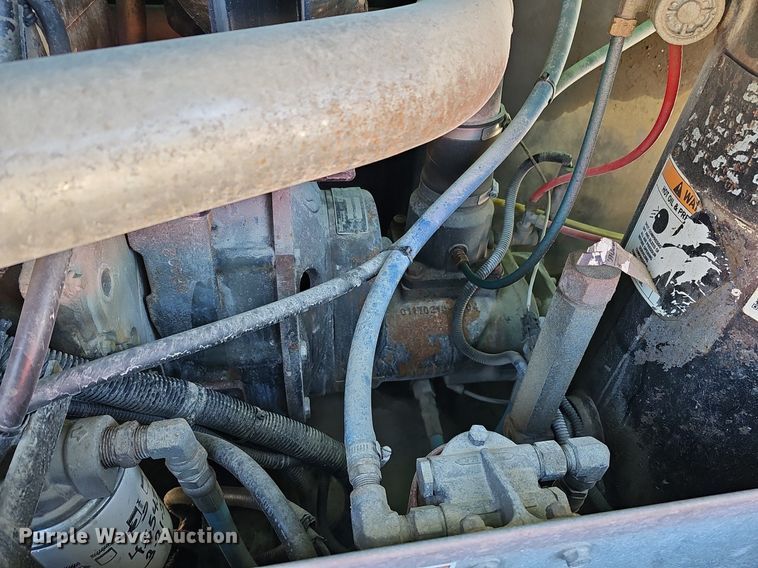 image for item DK0500 2014 Sullivan Palatek D185PDZSB  air compressor