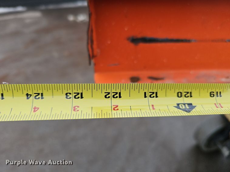 image for item DK0505 2016 JLG 2632ES  scissor lift