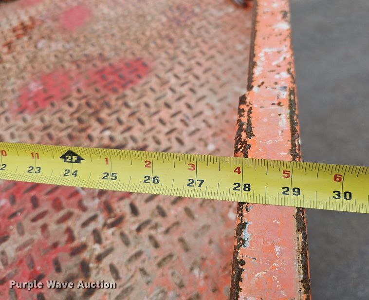 image for item DK0505 2016 JLG 2632ES  scissor lift