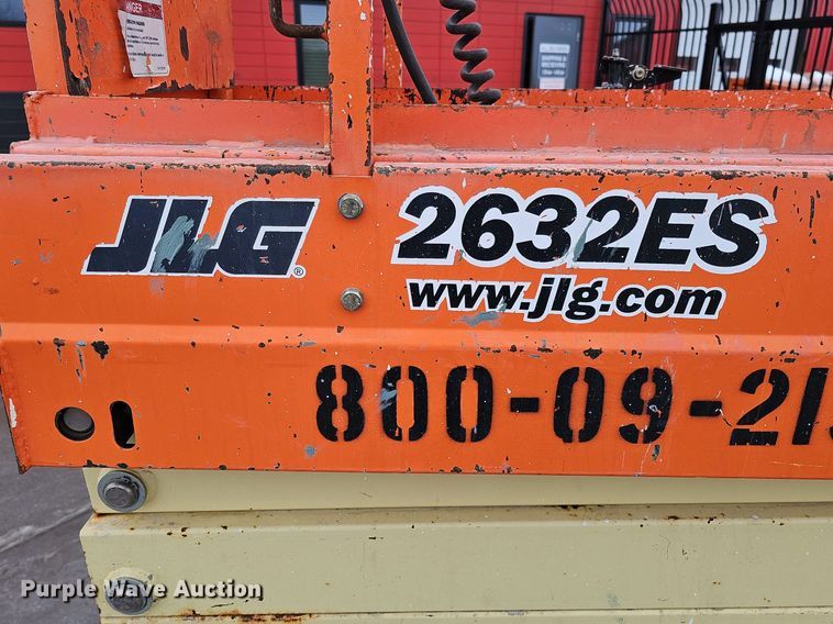 image for item DK0505 2016 JLG 2632ES  scissor lift