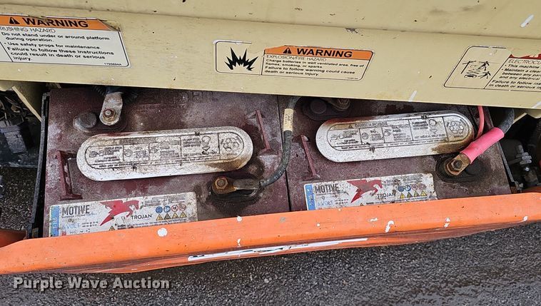 image for item DK0505 2016 JLG 2632ES  scissor lift