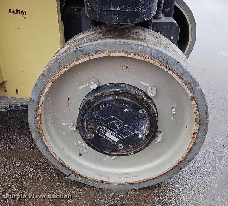 image for item DK0505 2016 JLG 2632ES  scissor lift