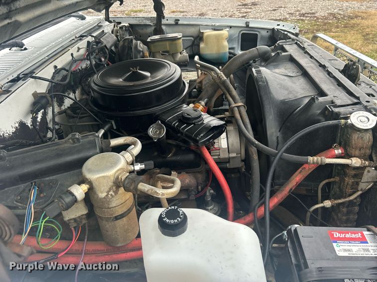 image for item DN0650 1986 GMC Sierra 1500  pickup truck