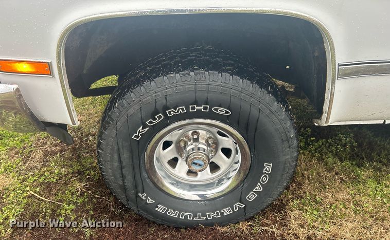 image for item DN0650 1986 GMC Sierra 1500  pickup truck