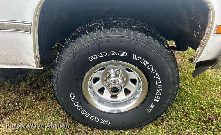 image for item DN0650 1986 GMC Sierra 1500  pickup truck